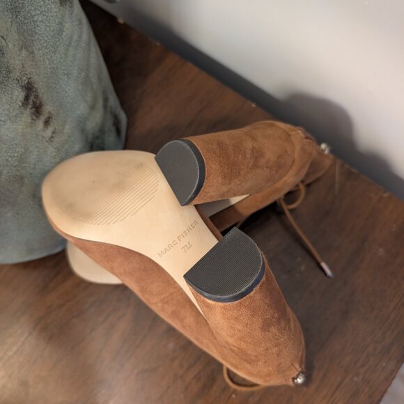 Marc Fisher Tan Suede Lace Up Pump Heels - Picture 4 of 4
